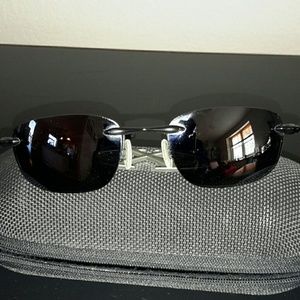 Oakley  sunglasses Polorized.